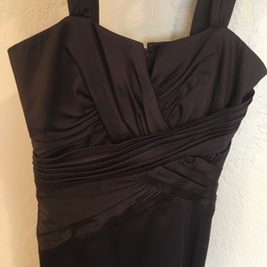 Beautiful like new Calvin Klein dress 💛